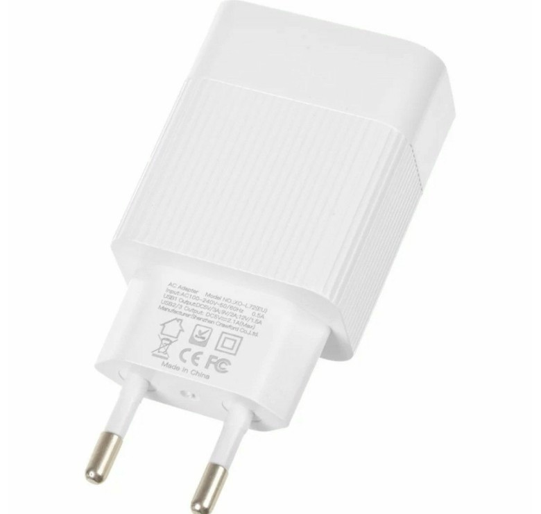 Блок живлення XO-L72 з кабелем USB - Type-C / 3 USB / Швидка зарядка Quick Charge 3.0 / Білий