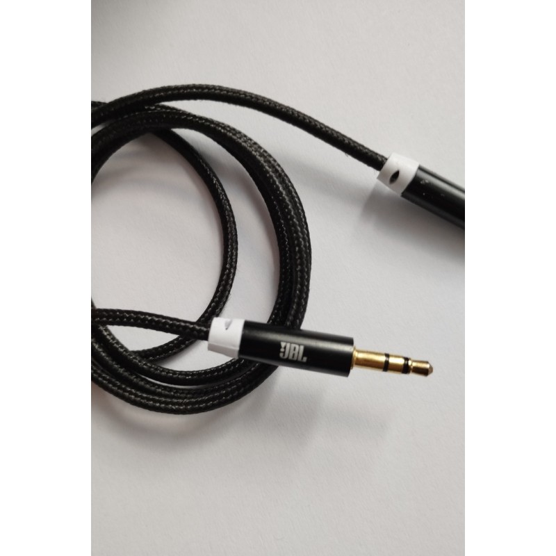 AUX кабель JBL для аудио / Кабель Jack 3.5 mm. / Тканевый / Черный