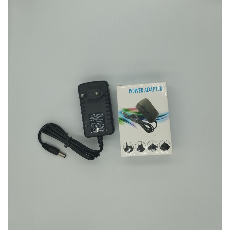 Універсальний зарядний пристрій / Зарядка / 9V 2A / AC/DC Adapoer / Чорний