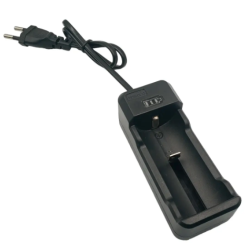 Зарядка для аккумуляторов 18650, 26650, 21700 / Черная