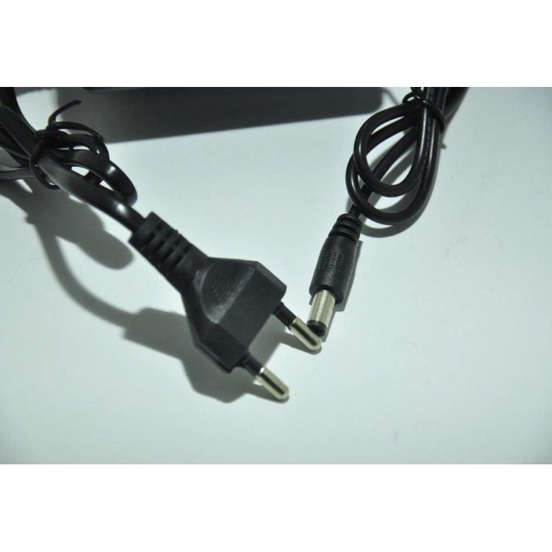 Мережевий зарядний пристрій / 12V 1A / AC/DC Power Adapter / Універсальний блок живлення / Чорний