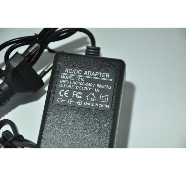 Мережевий зарядний пристрій / 12V 1A / AC/DC Power Adapter / Універсальний блок живлення / Чорний