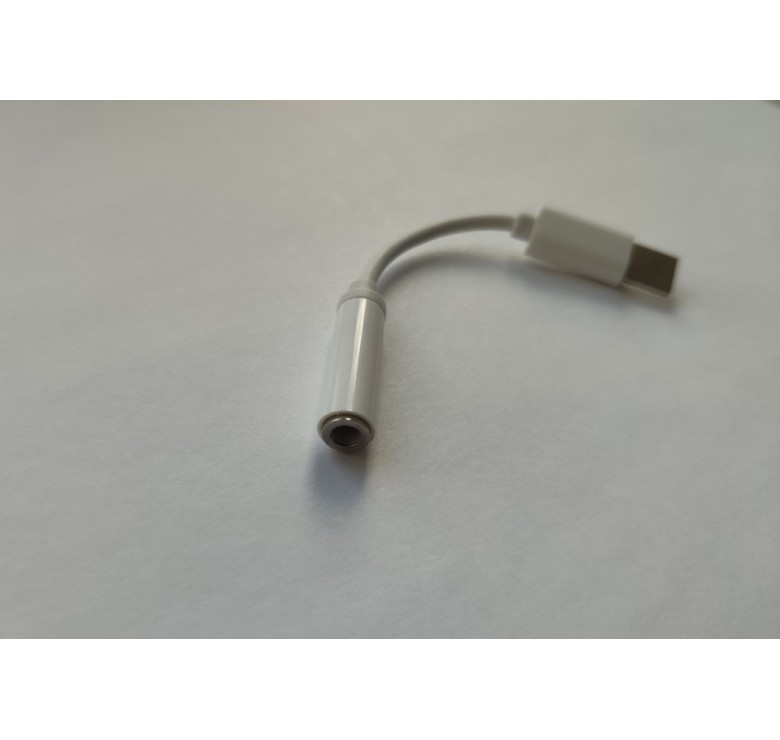 Перехідник для захищених смартфонів з type C на аудіо (AUX) 3.5 mm Білий