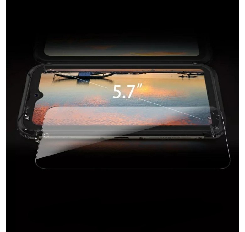 Загартоване захисне скло на Blackview BV5900.