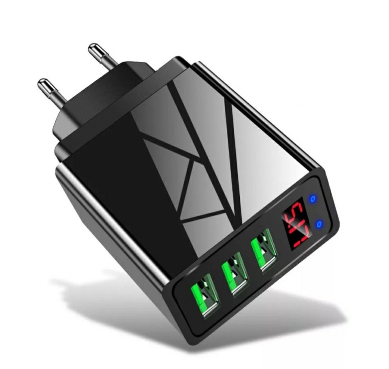 Зарядной блок питания Elough с дисплеем на 3 USB быстрая зарядка 5V 3.1A Черный