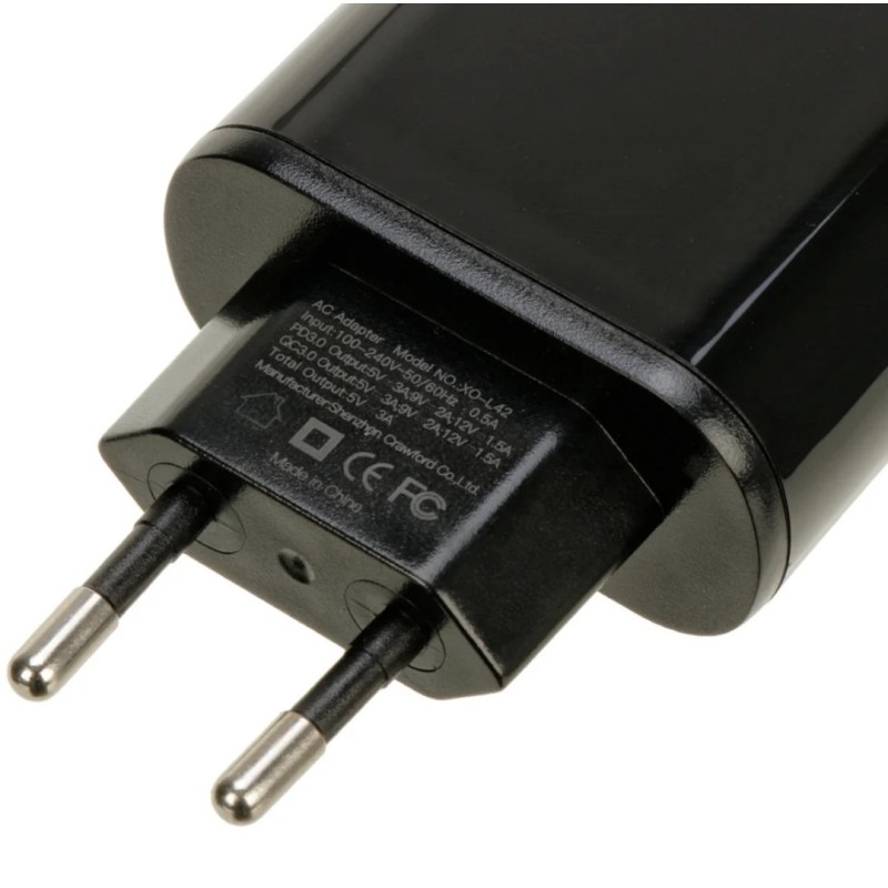 Блок питания с дисплеем XO-L42 Быстрая зарядка Quick Charge 3.0 USB + Type C Черный