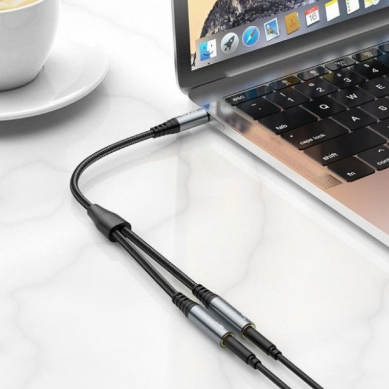 Аудіо-кабель Hoco UPA21 перехідник AUX (роздвоювач) з 3.5 мм. на мікрофон 3,5мм. + Аудіо 3,5 мм. / Чорний