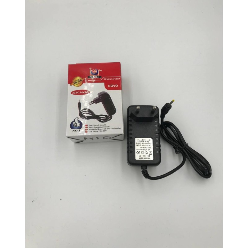 Зарядное устройство Run&Teng WF-3000 для планшетов / AC/DC Adapter / 5V-3A / Черный