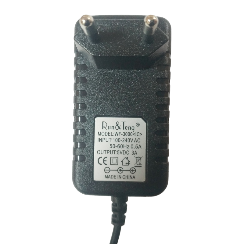 Зарядное от сети 2.5 * 0.7 мм. / 5 вольт 3 Ампера / 100 см. / Черный