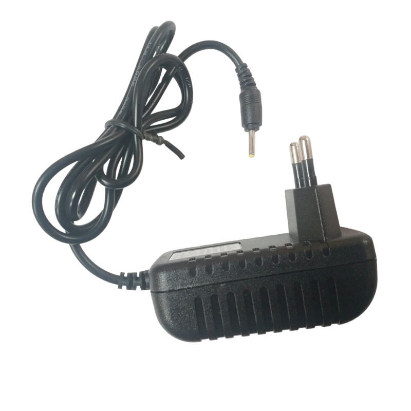 Зарядное от сети 2.5 * 0.7 мм. / 5 вольт 3 Ампера / 100 см. / Черный