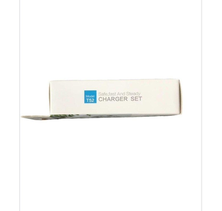 Сетевое зарядное устройство Charger Set WUW T52 / Зарядное устройство Type-C 2.4 А для телефона / Белый