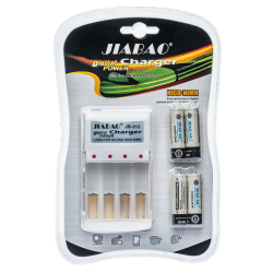 Універсальний зарядний пристрій акумуляторних батарей АА JIABAO+4 акумулятора 4500MAh / Білий